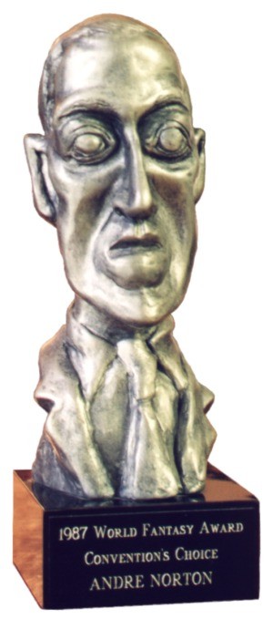 World Fantasy Award (powiększenie)