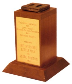 The Invisible Little Award (powiększenie)